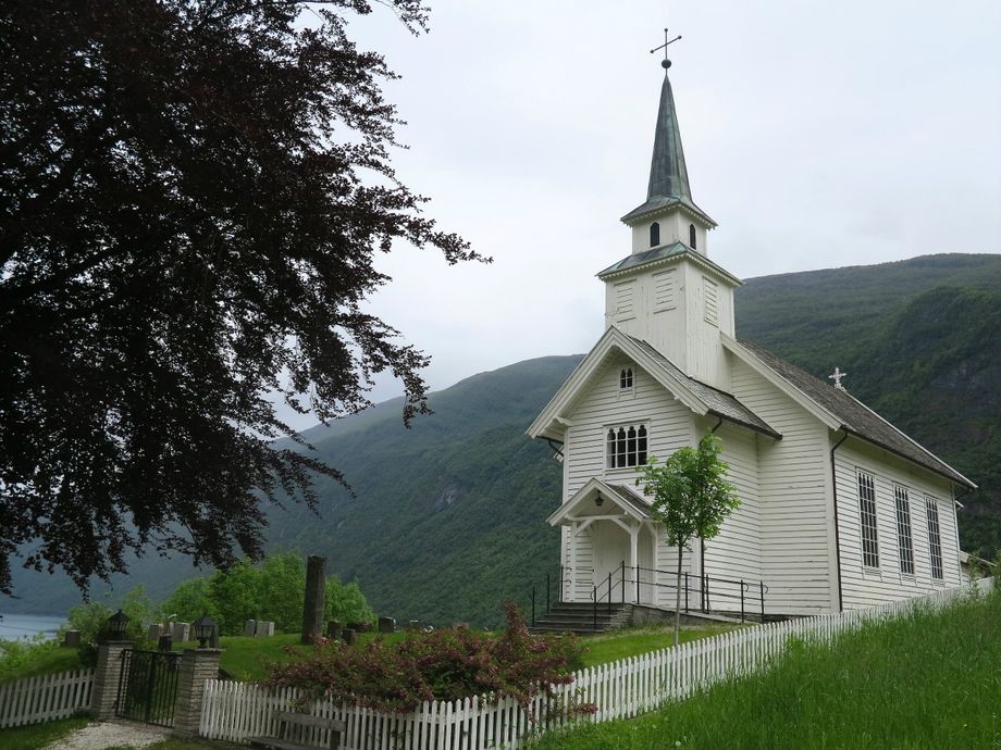 Arnafjord kyrkje - the Arnafjord church